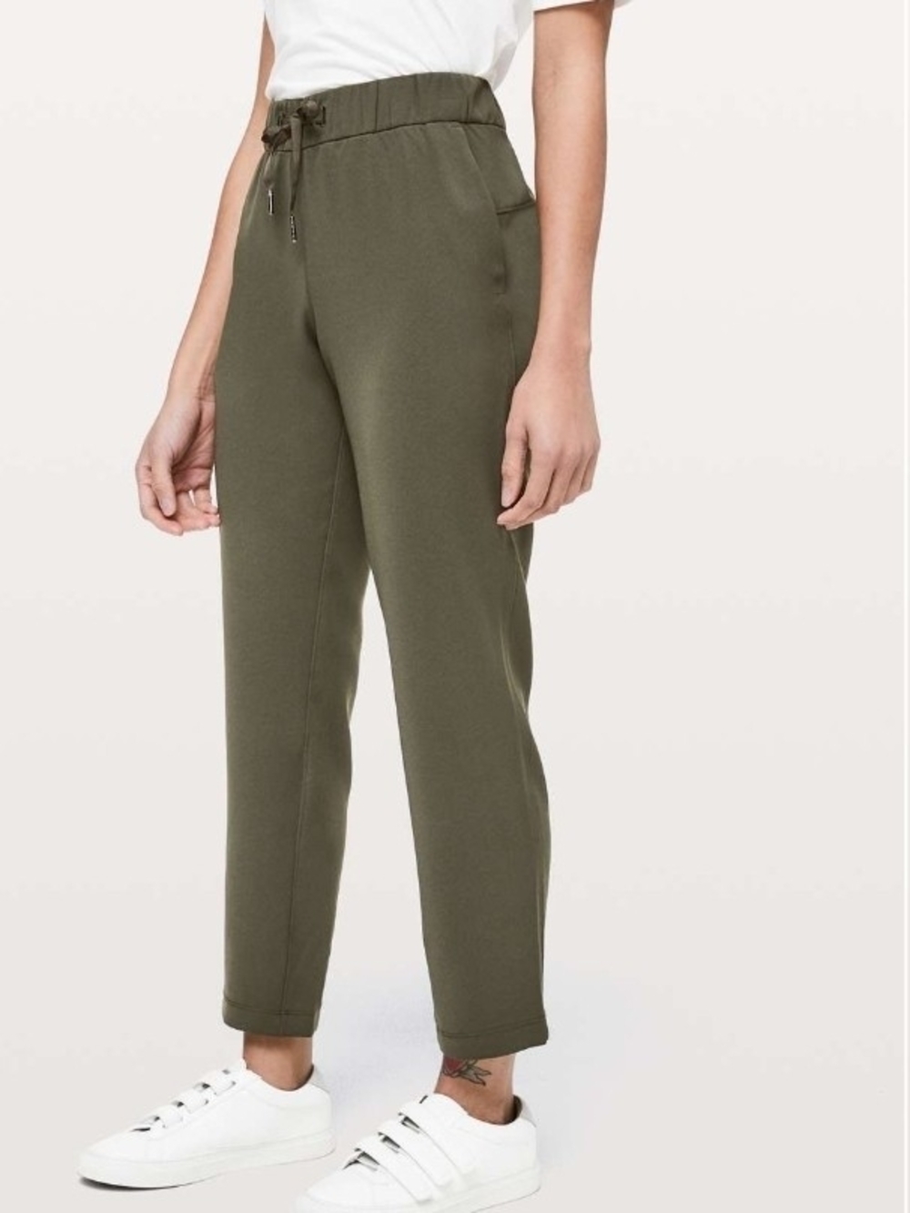 Lululemon On The Fly Pant Green Solid Jogger Pants Womens 6 Relaxed